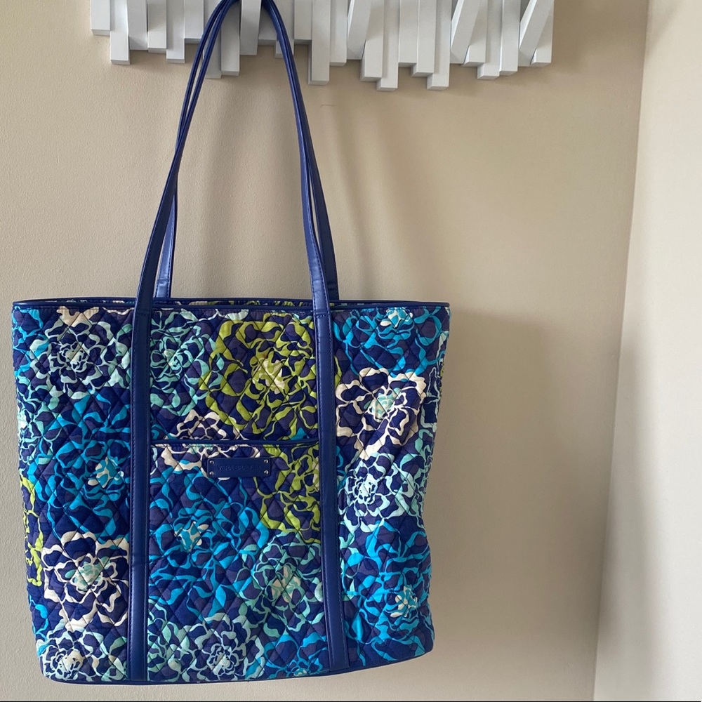 Vera Bradley Tote